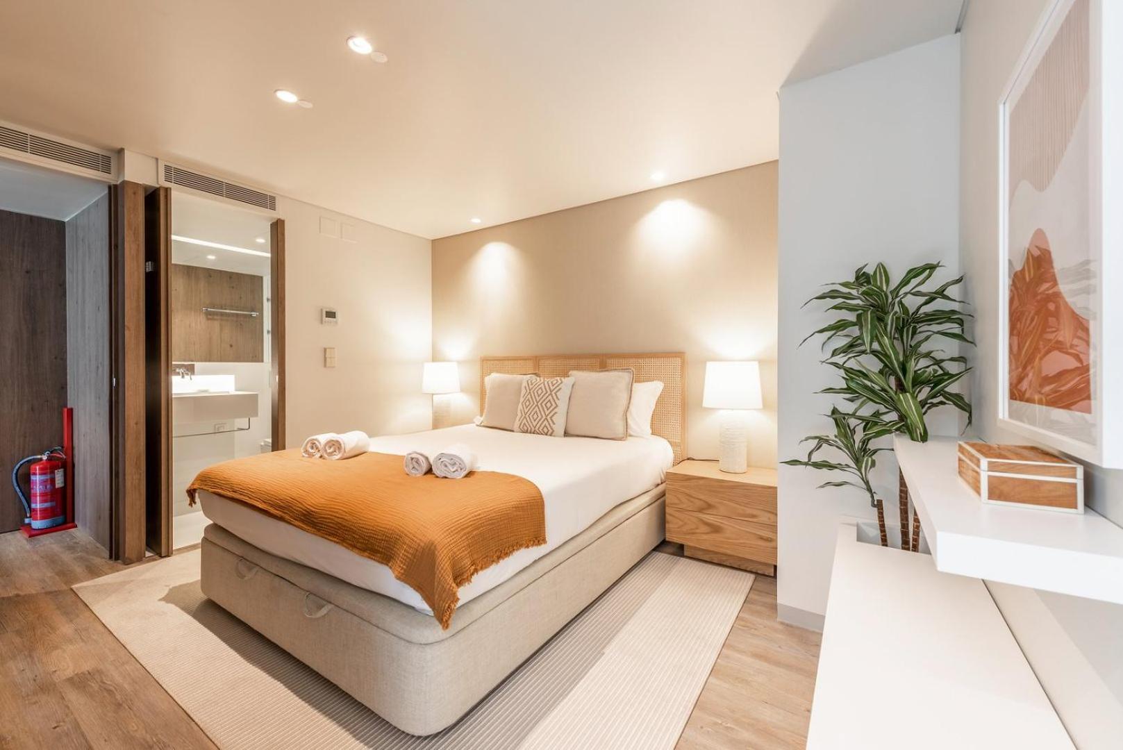 Guestready - 2Br Apt Carlos I With Terrace And Gym Apartment Lisbon Bagian luar foto